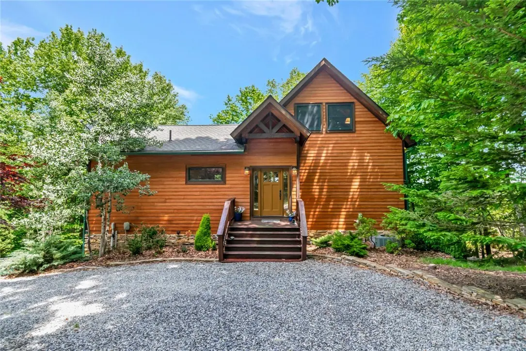 Image number 1 for the current listing