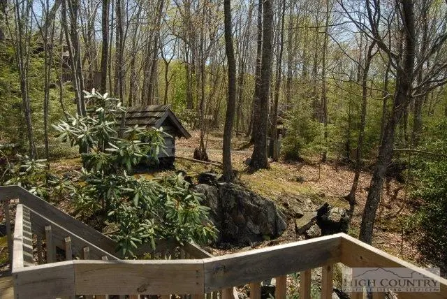 Image number 13 for the current listing