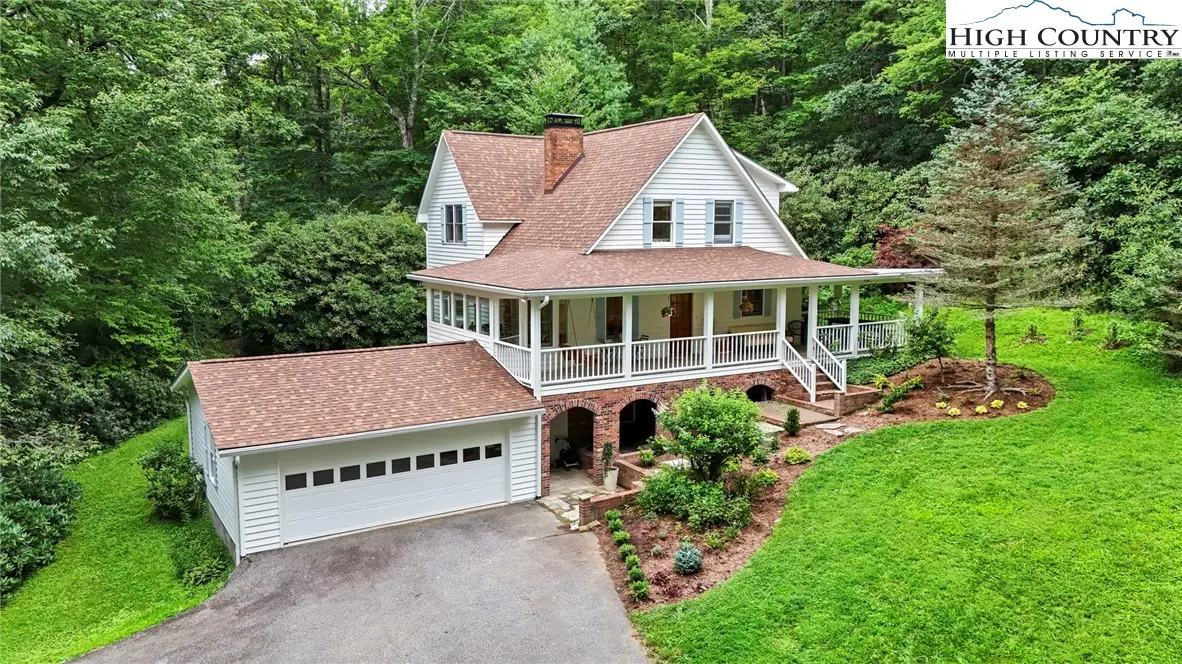 Image number 1 for the current listing