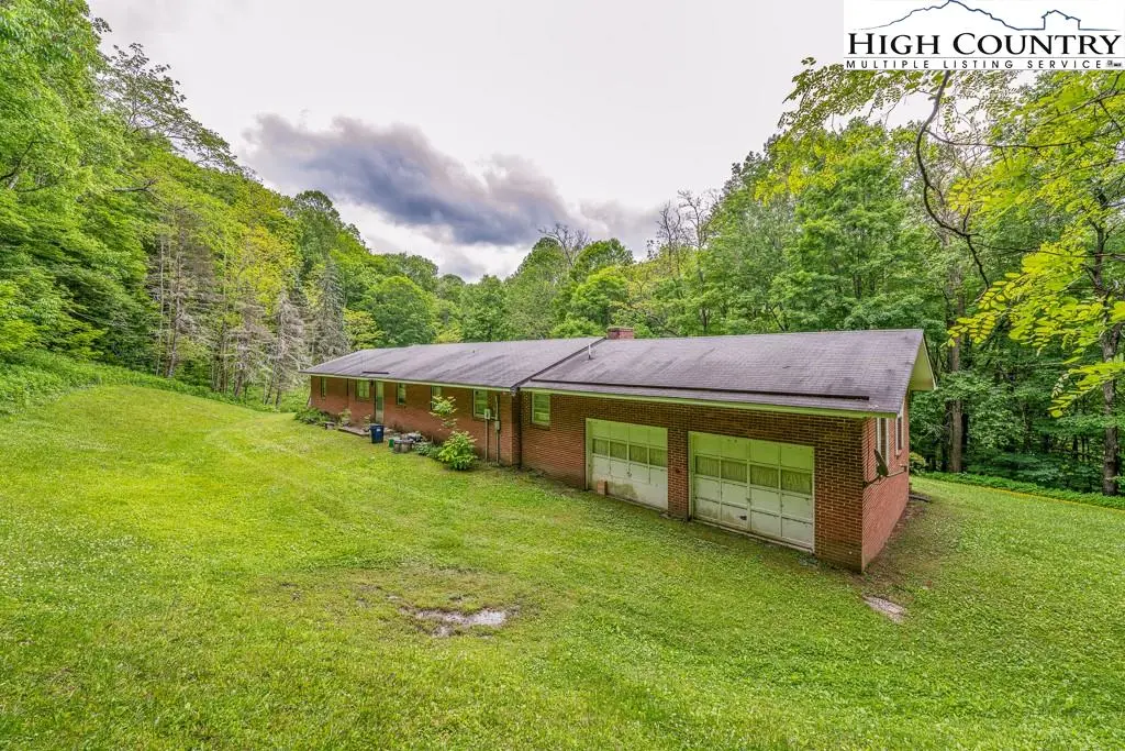 Image number 10 for the current listing