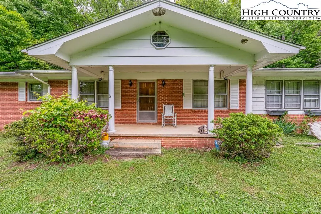 Image number 11 for the current listing