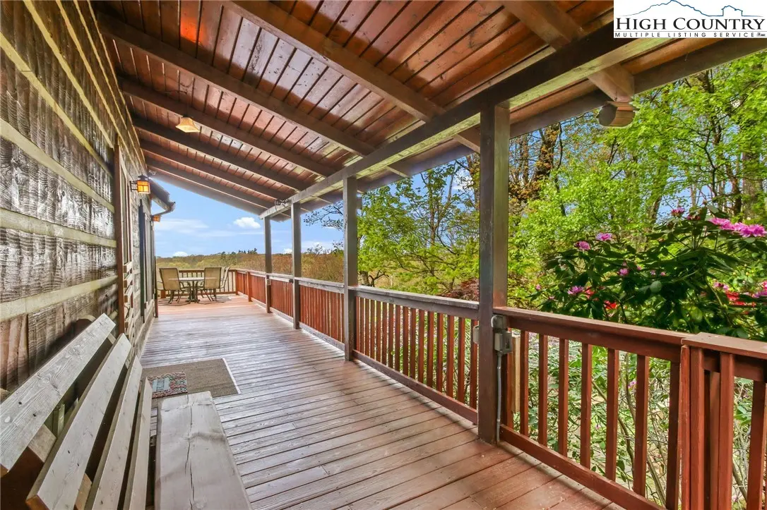Image number 7 for the current listing
