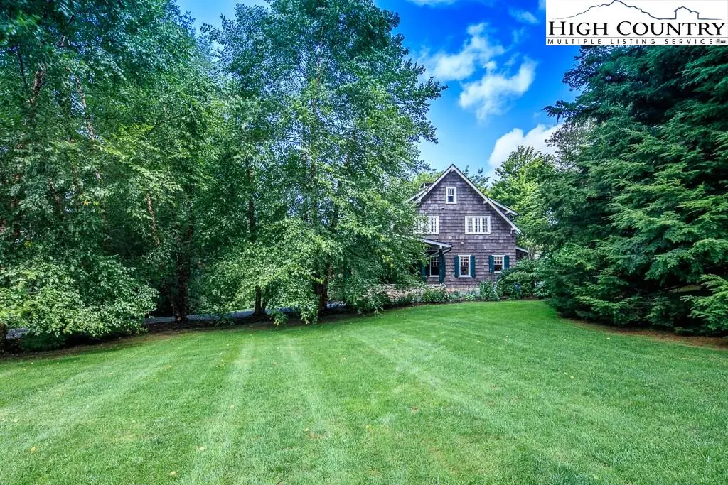Image number 21 for the current listing