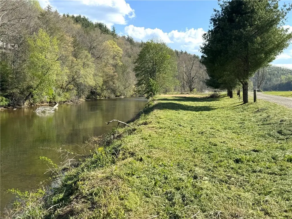 Image number 6 for the current listing
