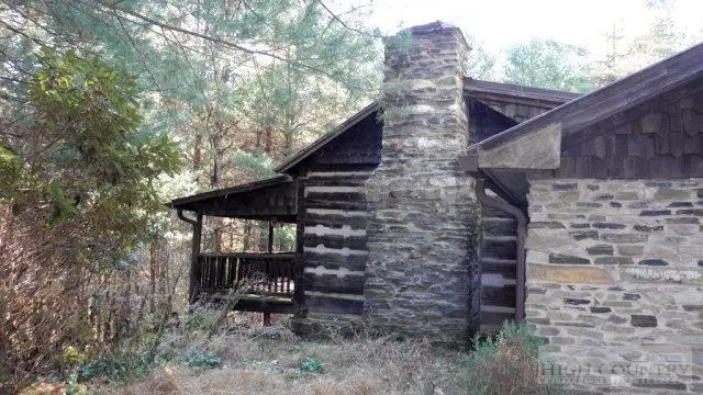 Image number 22 for the current listing