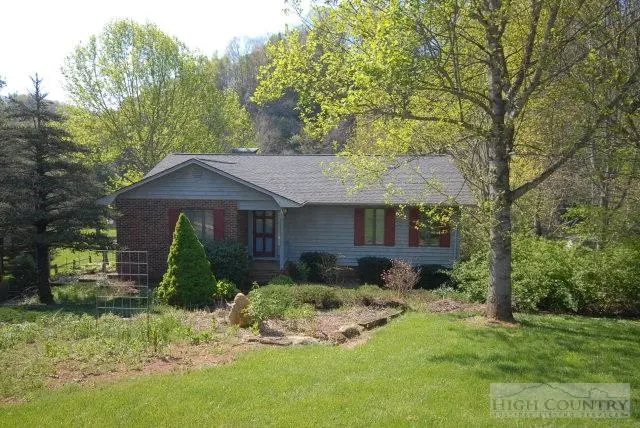Image number 1 for the current listing