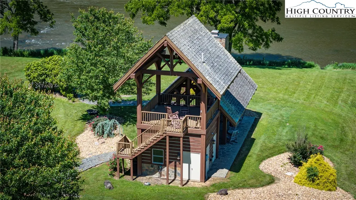 Image number 9 for the current listing