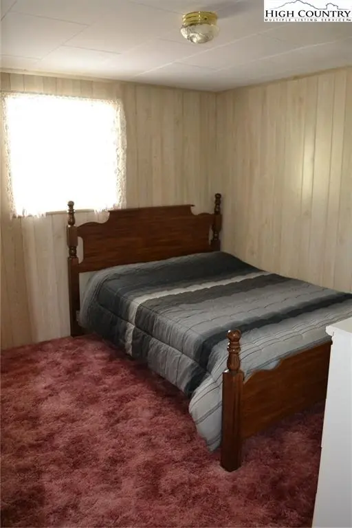 Image number 4 for the current listing