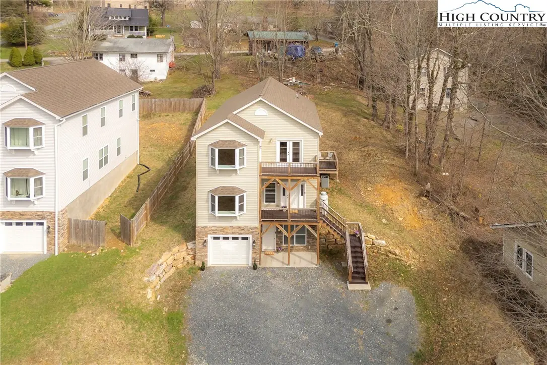Image number 20 for the current listing