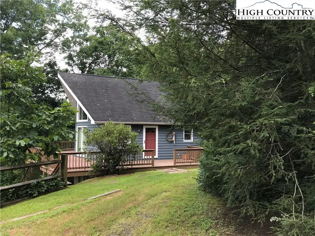 Image number 8 for the current listing
