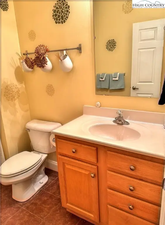 Image number 9 for the current listing