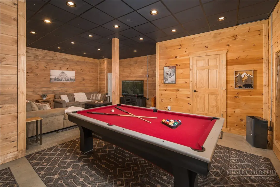Image number 4 for the current listing