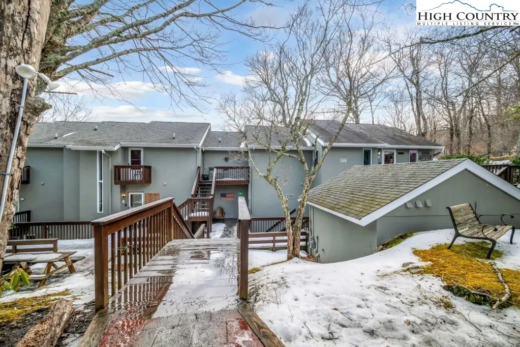 Image number 5 for the current listing