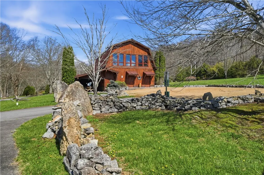 Image number 6 for the current listing