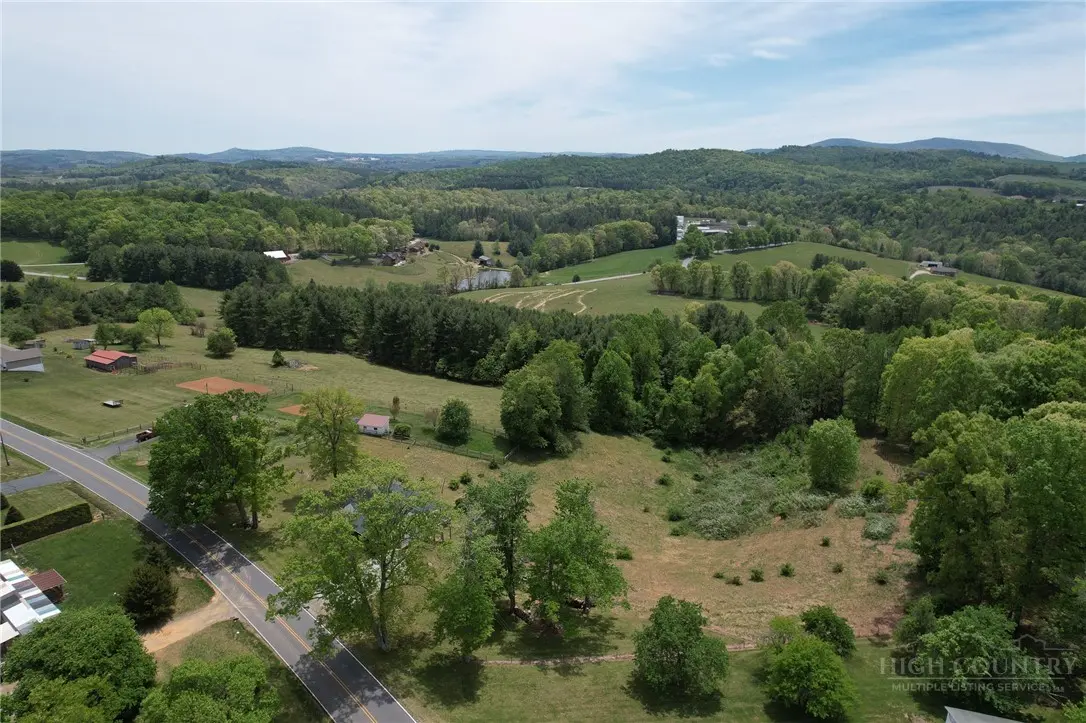 Image number 12 for the current listing