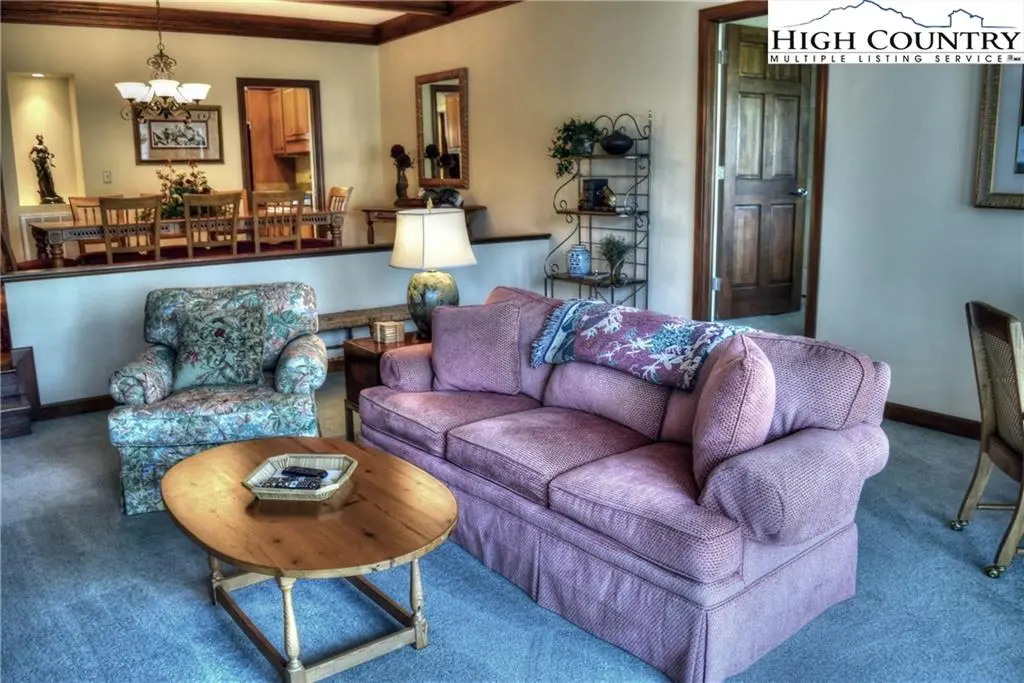Image number 16 for the current listing