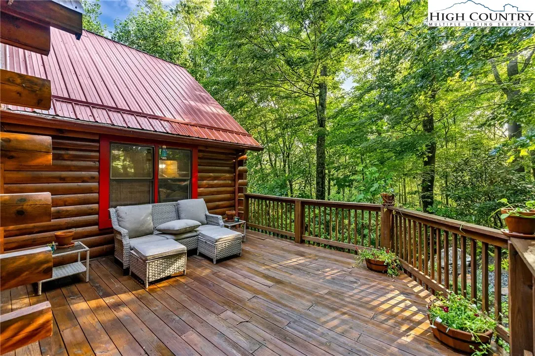 Image number 20 for the current listing