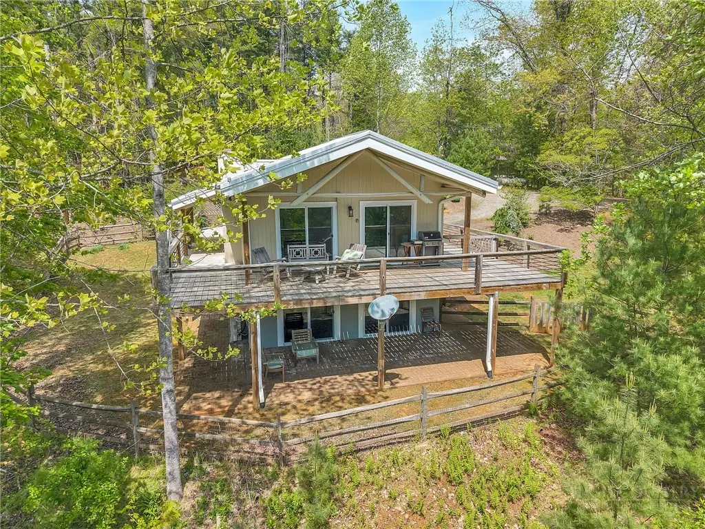 Image number 1 for the current listing