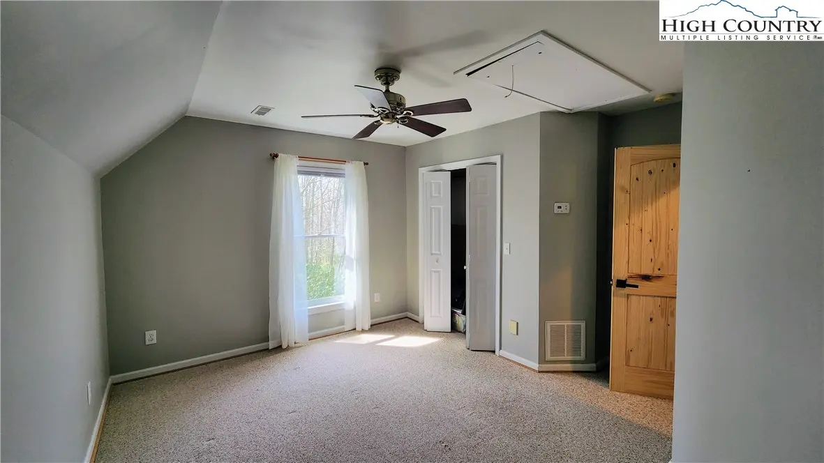 Image number 5 for the current listing