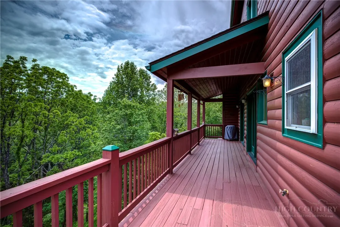 Image number 7 for the current listing