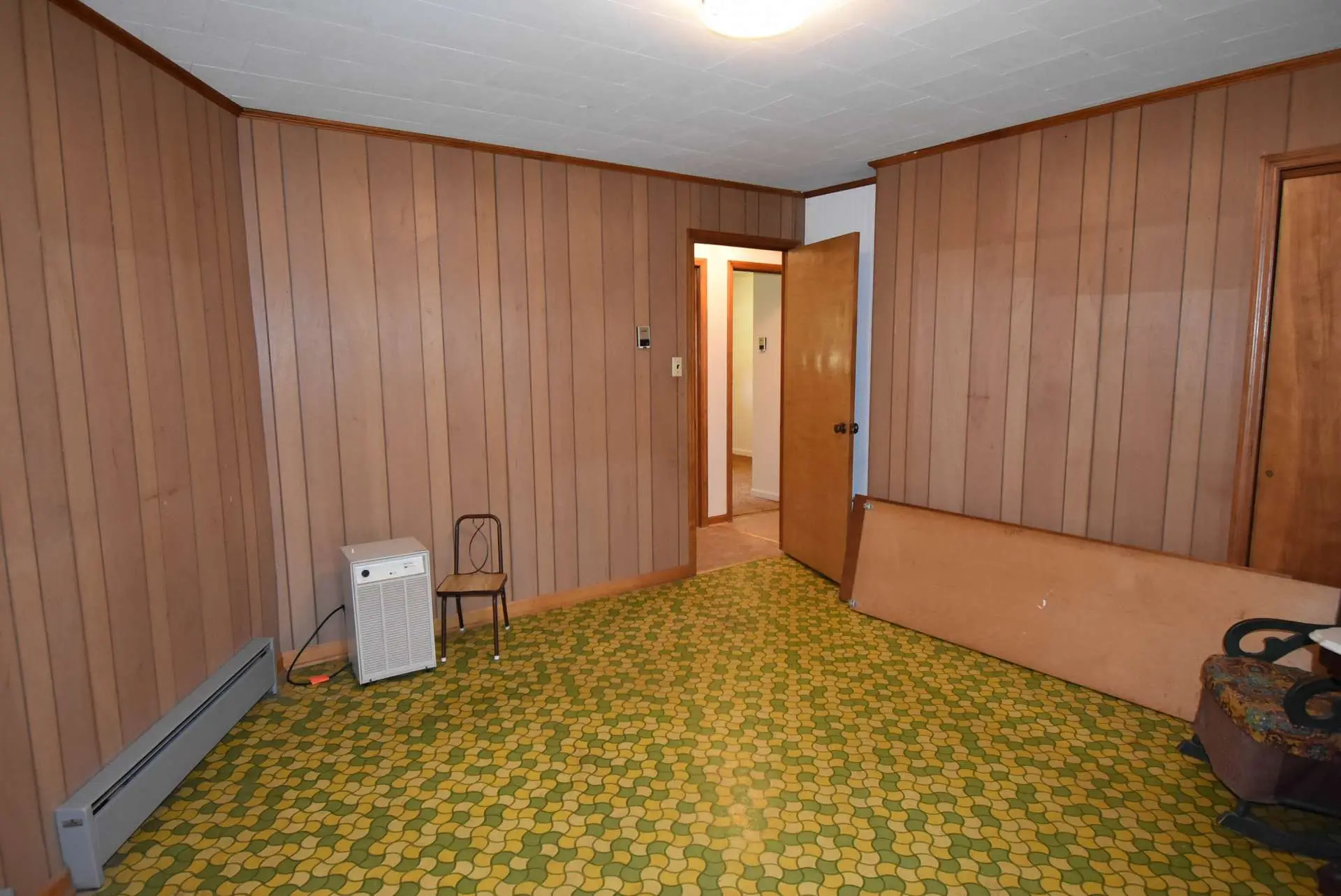 Image number 11 for the current listing