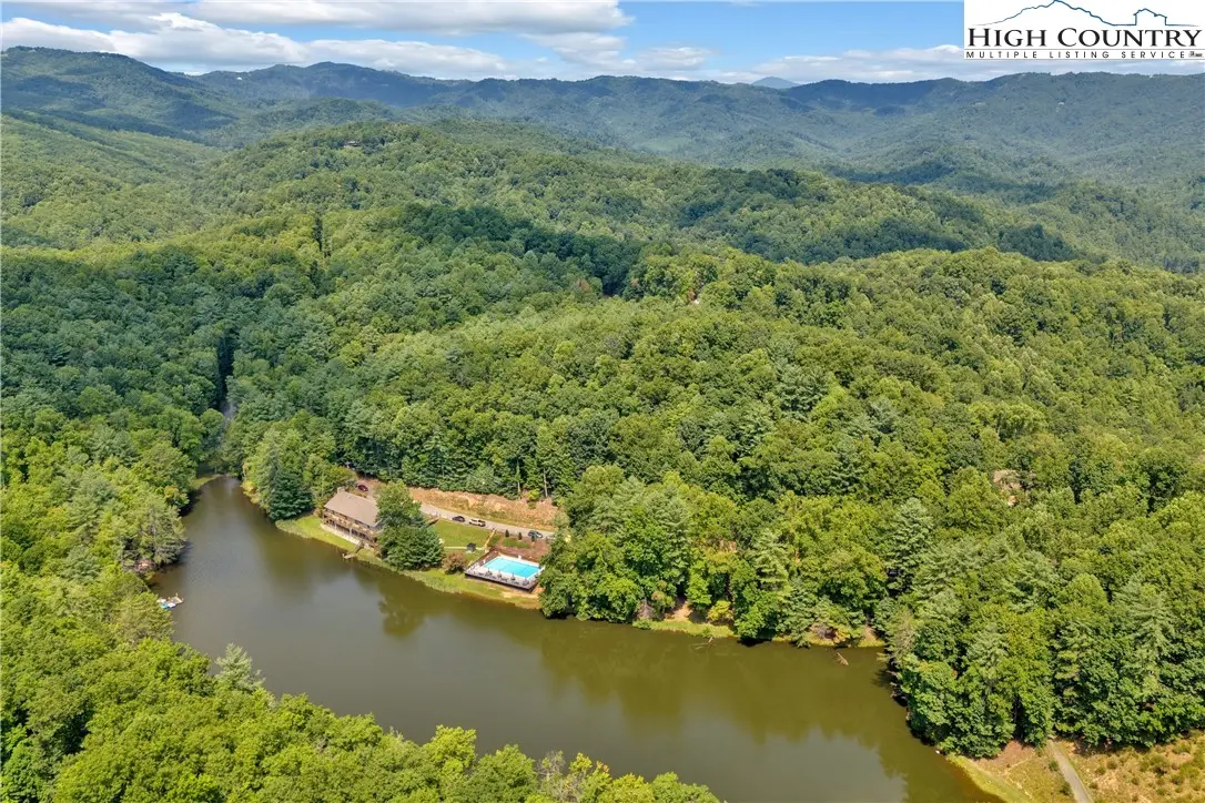 Image number 6 for the current listing