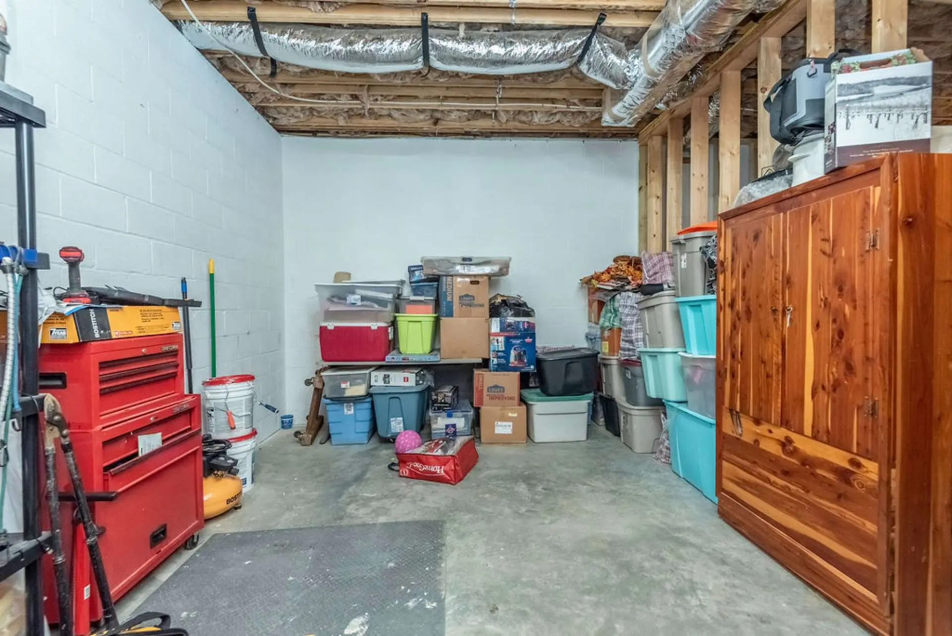 Image number 21 for the current listing