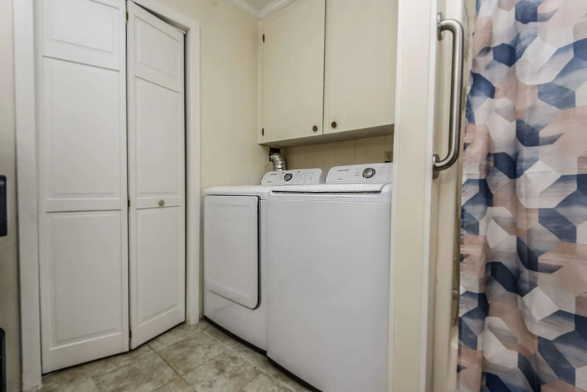 Image number 7 for the current listing