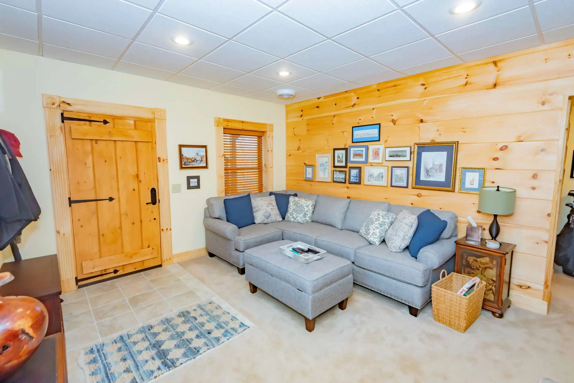 Image number 6 for the current listing